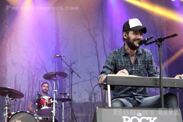 BAND OF HORSES - 2013-06-28 - EVREUX - Hippodrome Evreux Normandie - Benjamin David Bridwell - Creighton Barrett